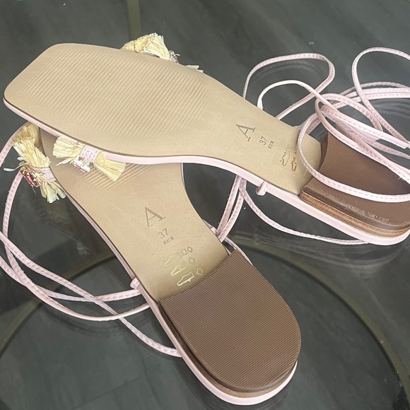 ANTHROPOLOGIE Embellished
Tie Up Sandals - Picture 4 of 8